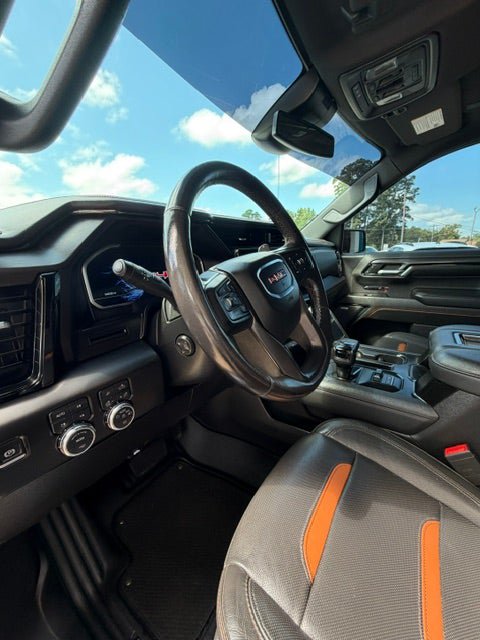 Used 2022 GMC Sierra 1500 AT4 w/ AT4 Preferred Package AWD/4WD image 9