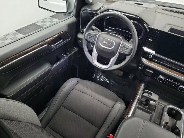Used 2024 GMC Sierra 1500 Elevation w/ Preferred Package AWD/4WD image 15