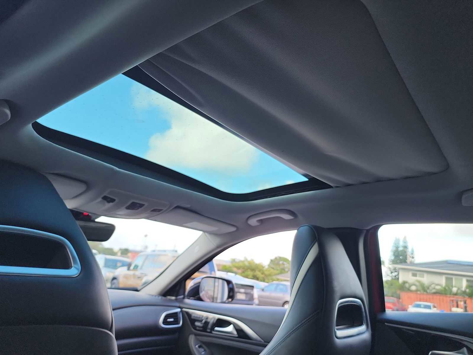 Used 2017 INFINITI QX30 Sport FWD image 23