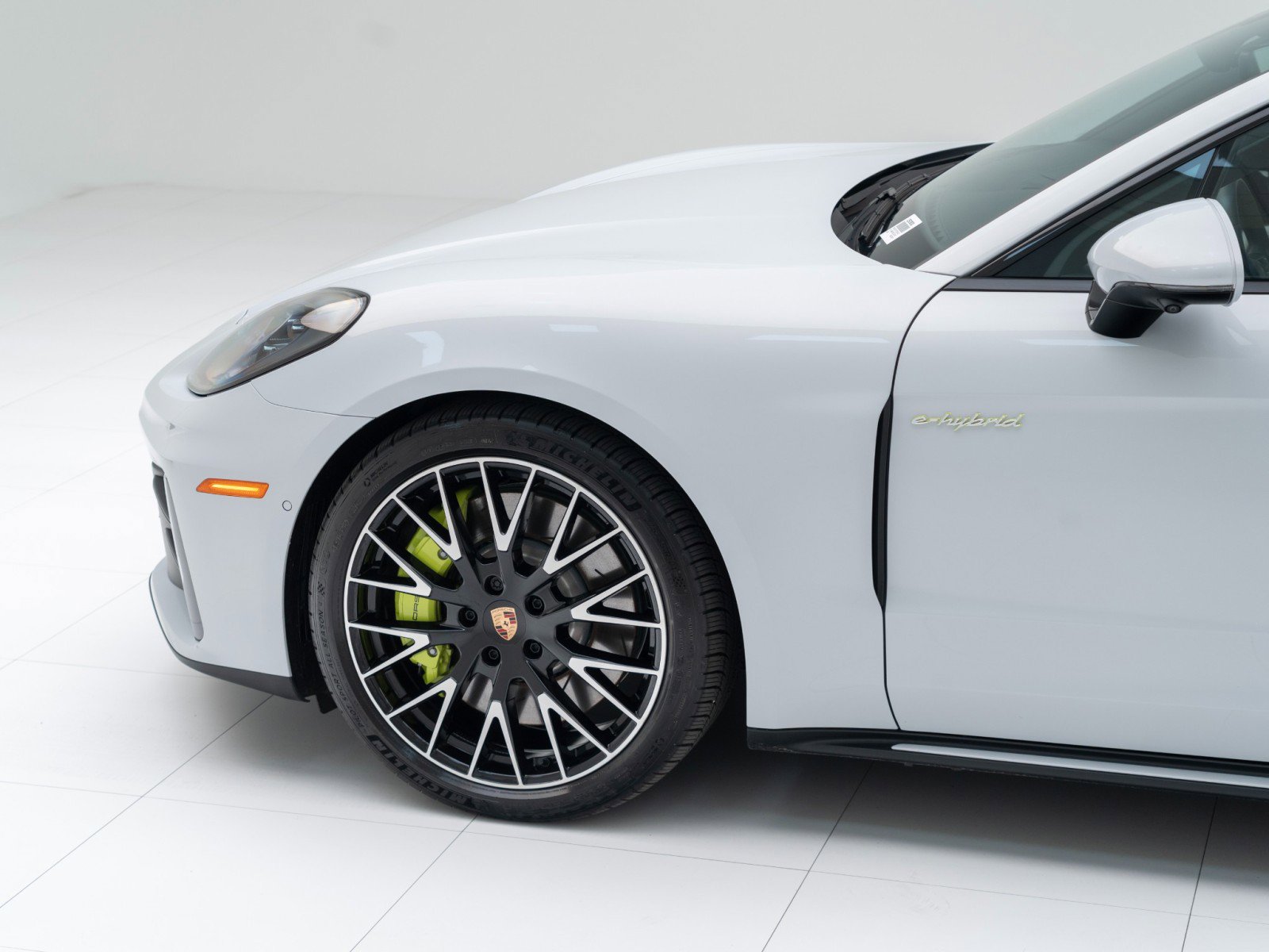 New 2026 Porsche Panamera 4S image 11