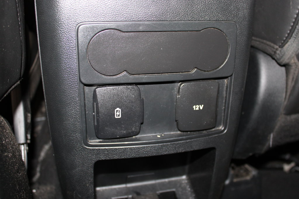 Used 2023 Ford Explorer XLT w/ Equipment Group 202A RWD image 43