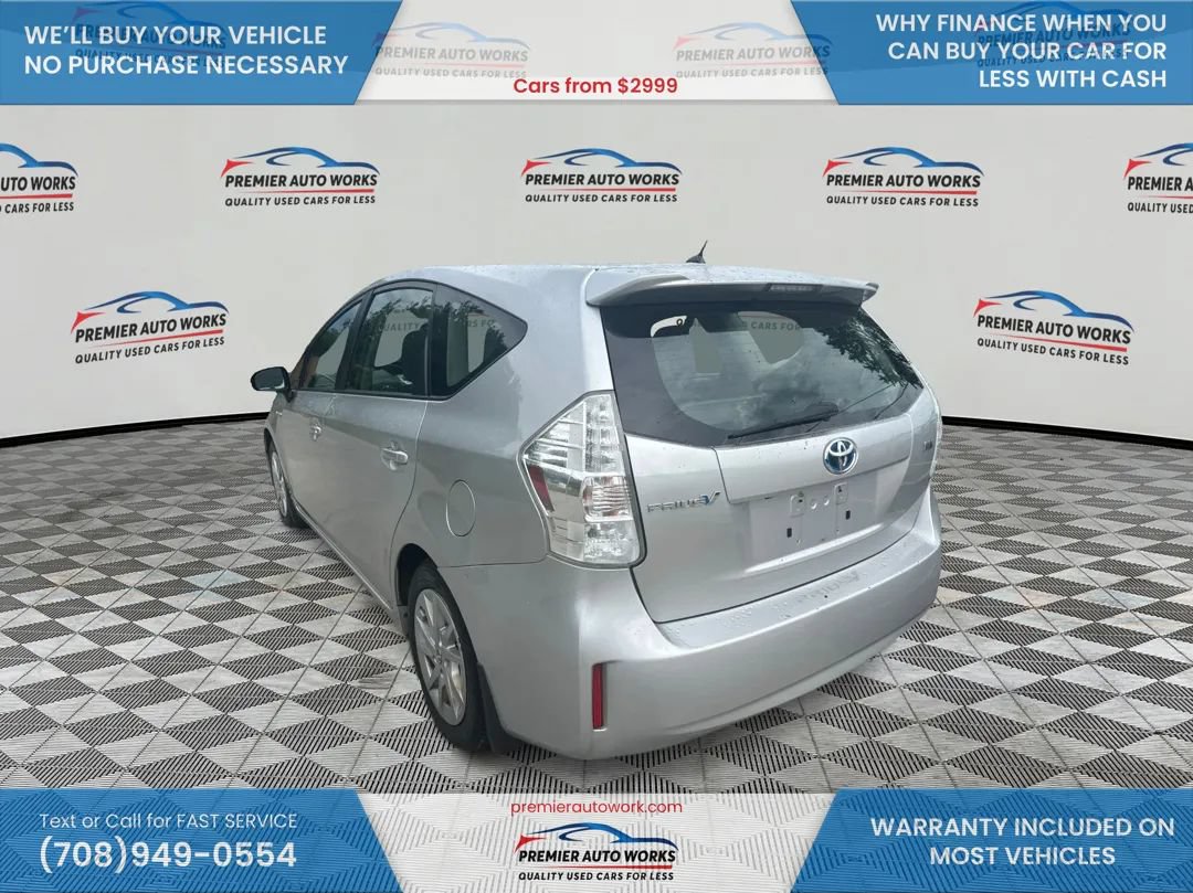 Used 2012 Toyota Prius V Two FWD image 5