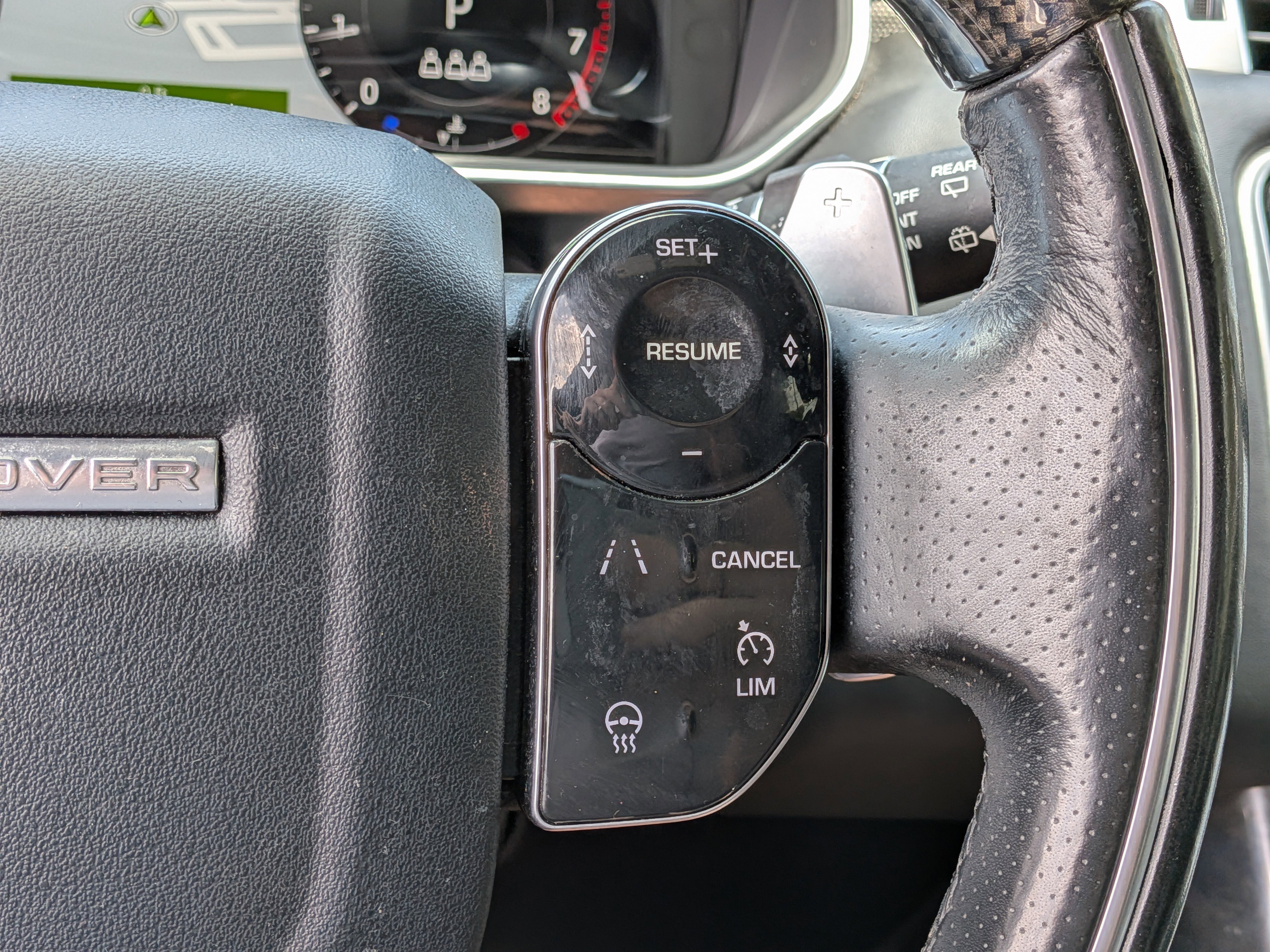 Used 2020 Land Rover Range Rover Sport HSE Dynamic image 26