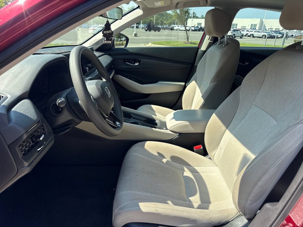 Used 2024 Honda Accord EX image 13