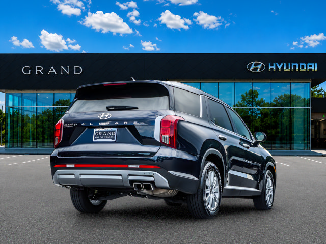 Certified 2025 Hyundai Palisade SEL FWD image 6