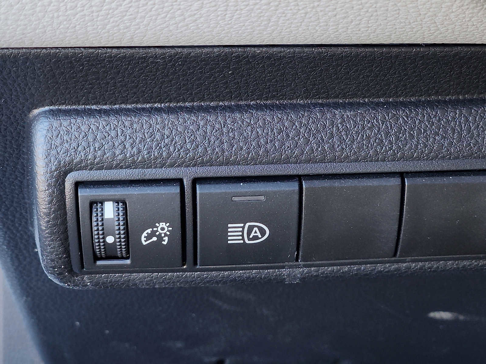 Used 2025 Toyota Corolla FX w/ Convenience Package image 24