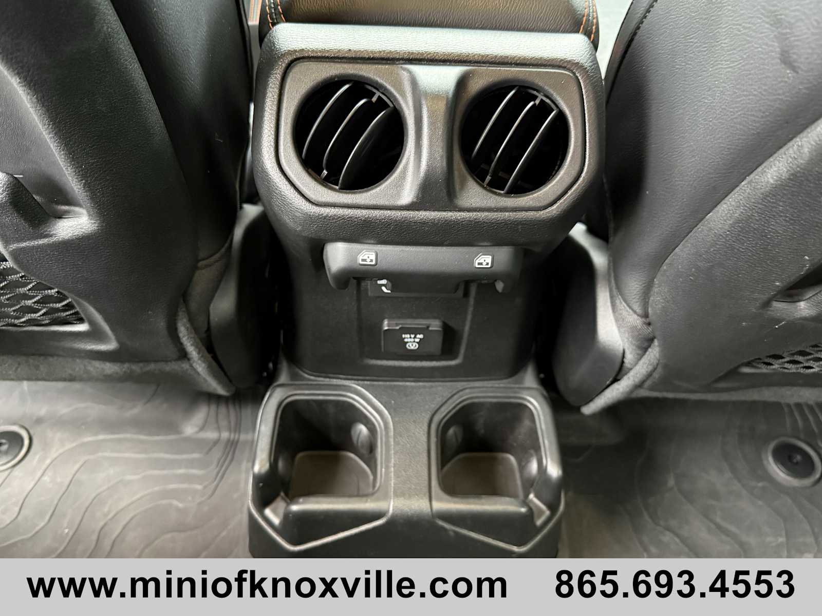 Used 2023 Jeep Gladiator Mojave w/ Cold Weather Group image 30