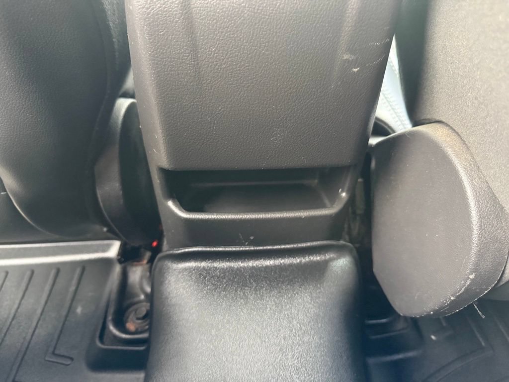 Used 2017 Ford Focus ST w/ Equipment Group 401A FWD image 38