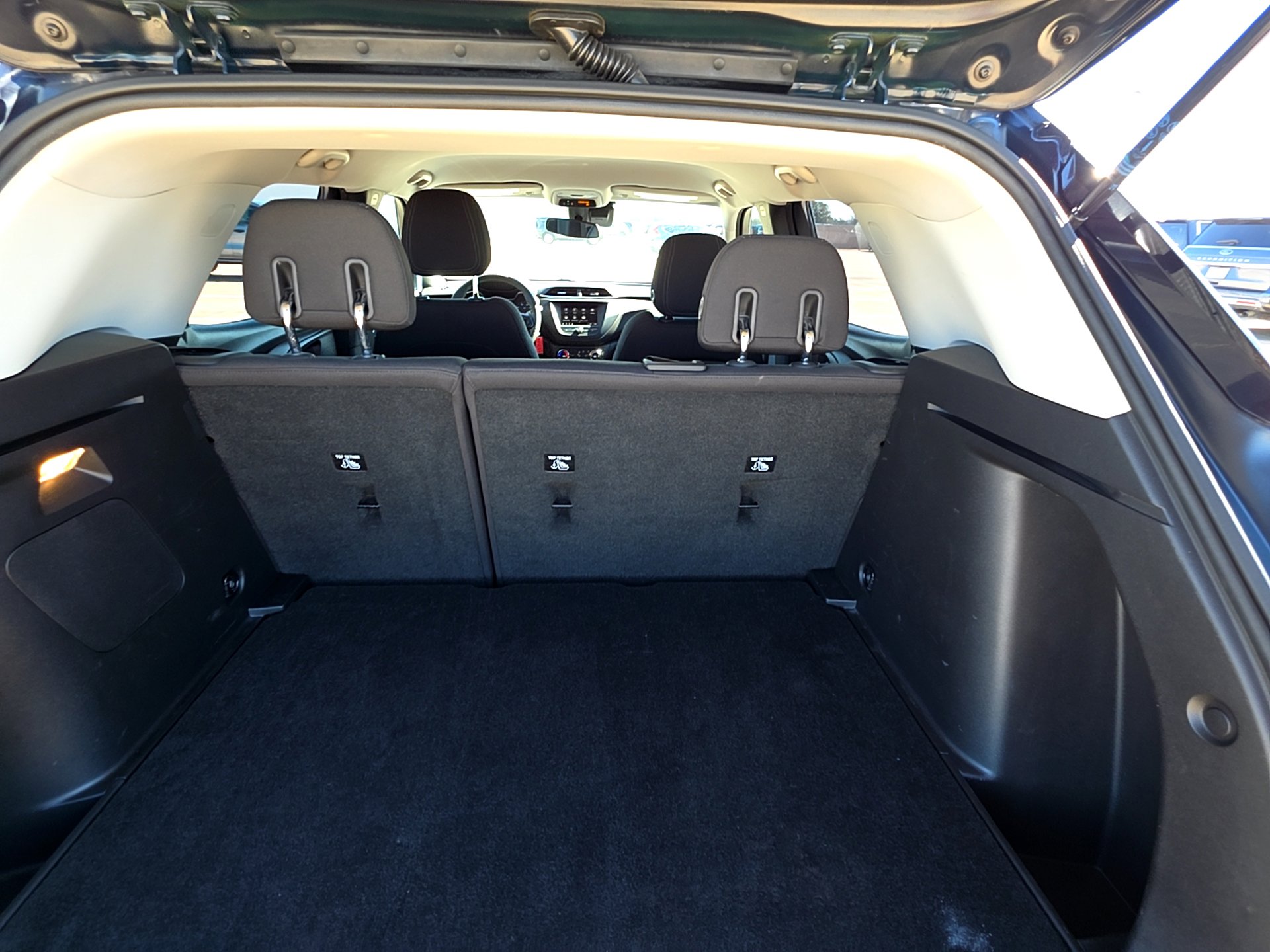 Used 2021 Chevrolet TrailBlazer LS image 18