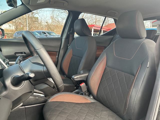 Used 2020 Nissan Kicks SR w/ Exterior Package image 10