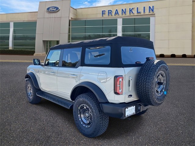 New 2025 Ford Bronco Outer Banks w/ Sasquatch Package image 5