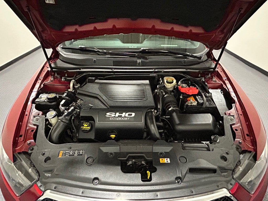 Used 2013 Ford Taurus SHO image 17