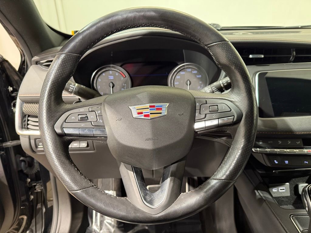 Used 2023 Cadillac XT4 Sport image 22