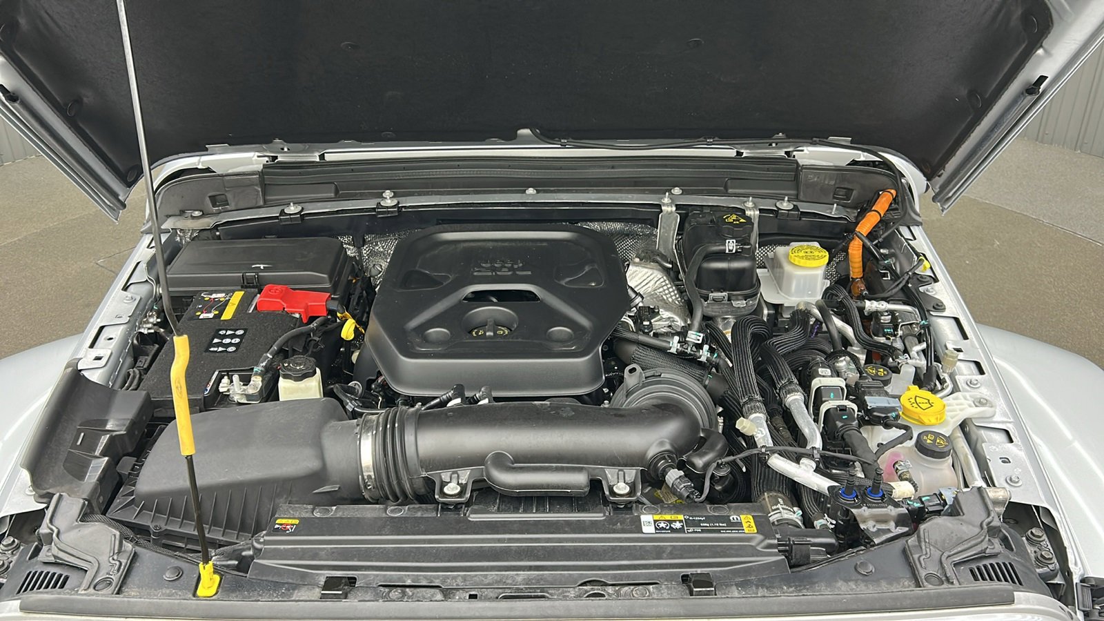 Used 2024 Jeep Wrangler High Altitude image 19