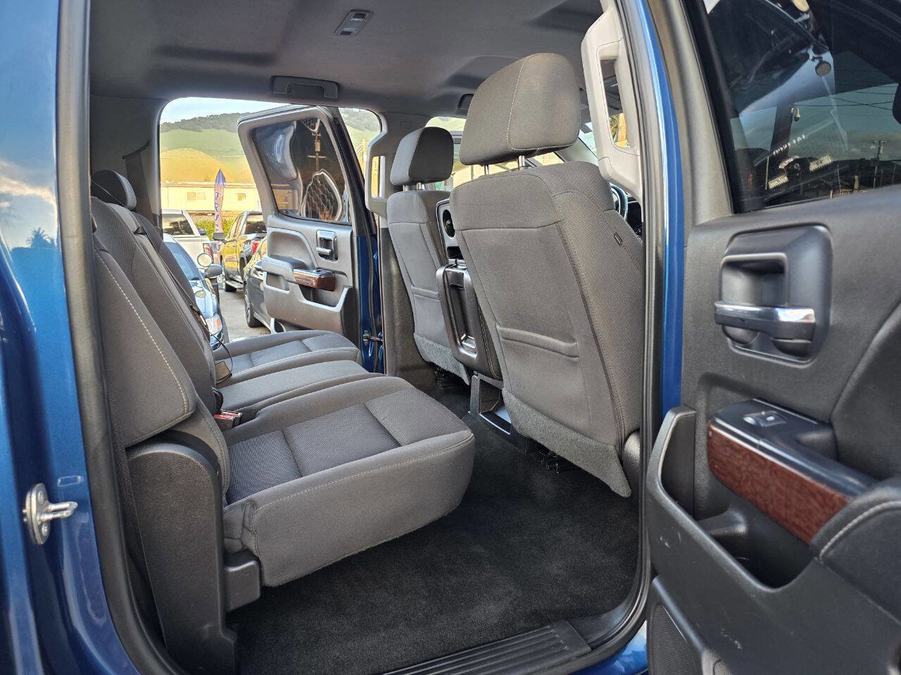 Used 2018 GMC Sierra 1500 SLE w/ SLE Value Package AWD/4WD image 18