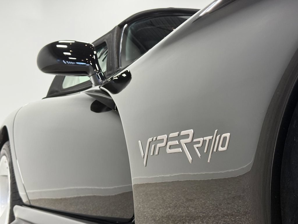 Used 1995 Dodge Viper RT/10 RWD image 23