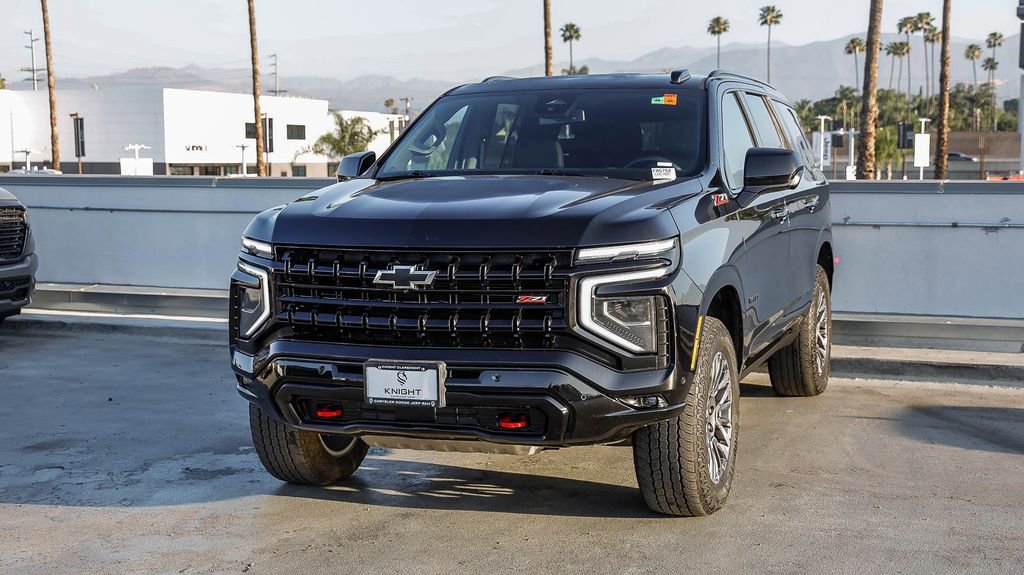 Used 2025 Chevrolet Tahoe Z71 AWD/4WD image 4