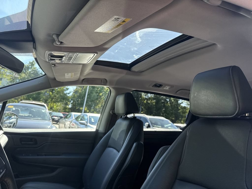 Used 2024 Honda Odyssey EX-L image 16