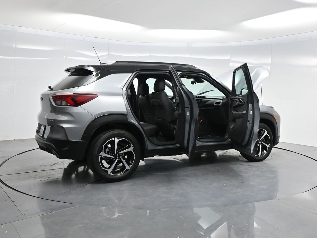 Used 2023 Chevrolet TrailBlazer RS w/ Convenience Package FWD image 4