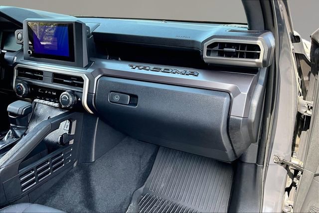 Used 2025 Toyota Tacoma SR5 image 21