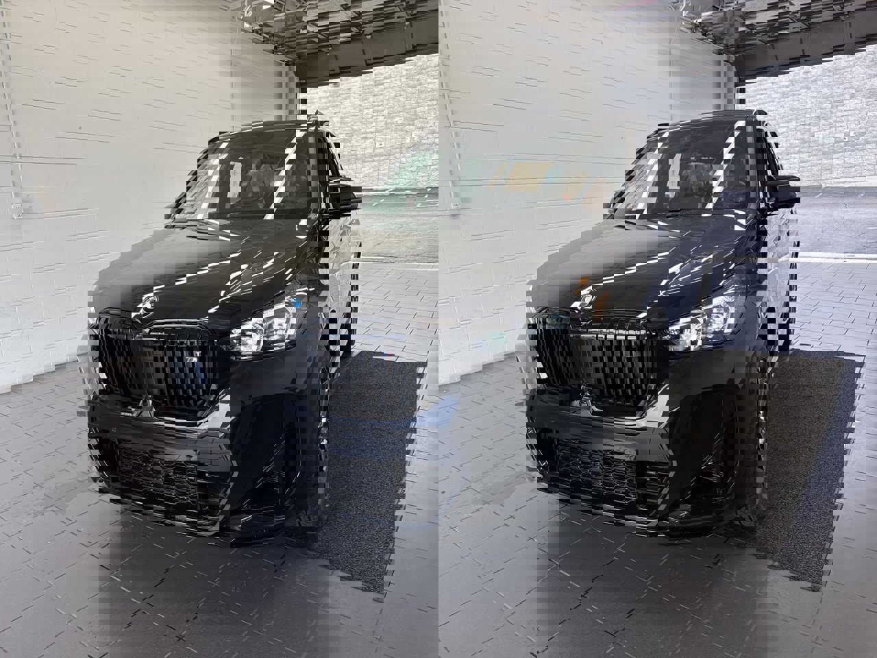 New 2026 BMW X1 M35i image 3