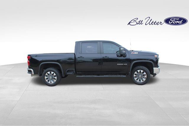 Used 2024 Chevrolet Silverado 2500 LT AWD/4WD image 4