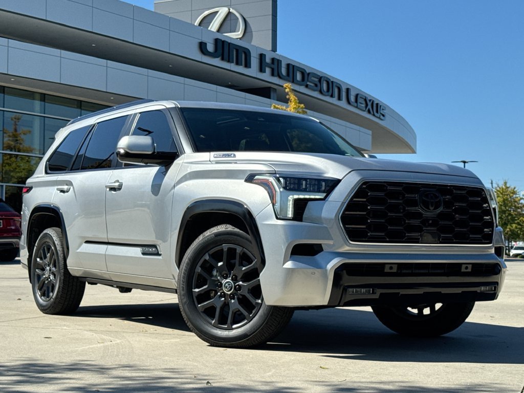Used 2024 Toyota Sequoia Platinum RWD image 2