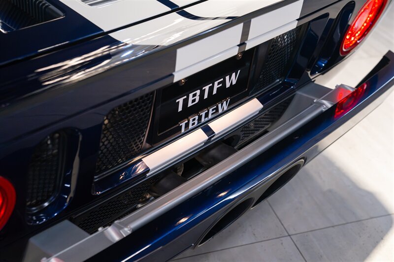 Used 2006 Ford GT RWD image 34