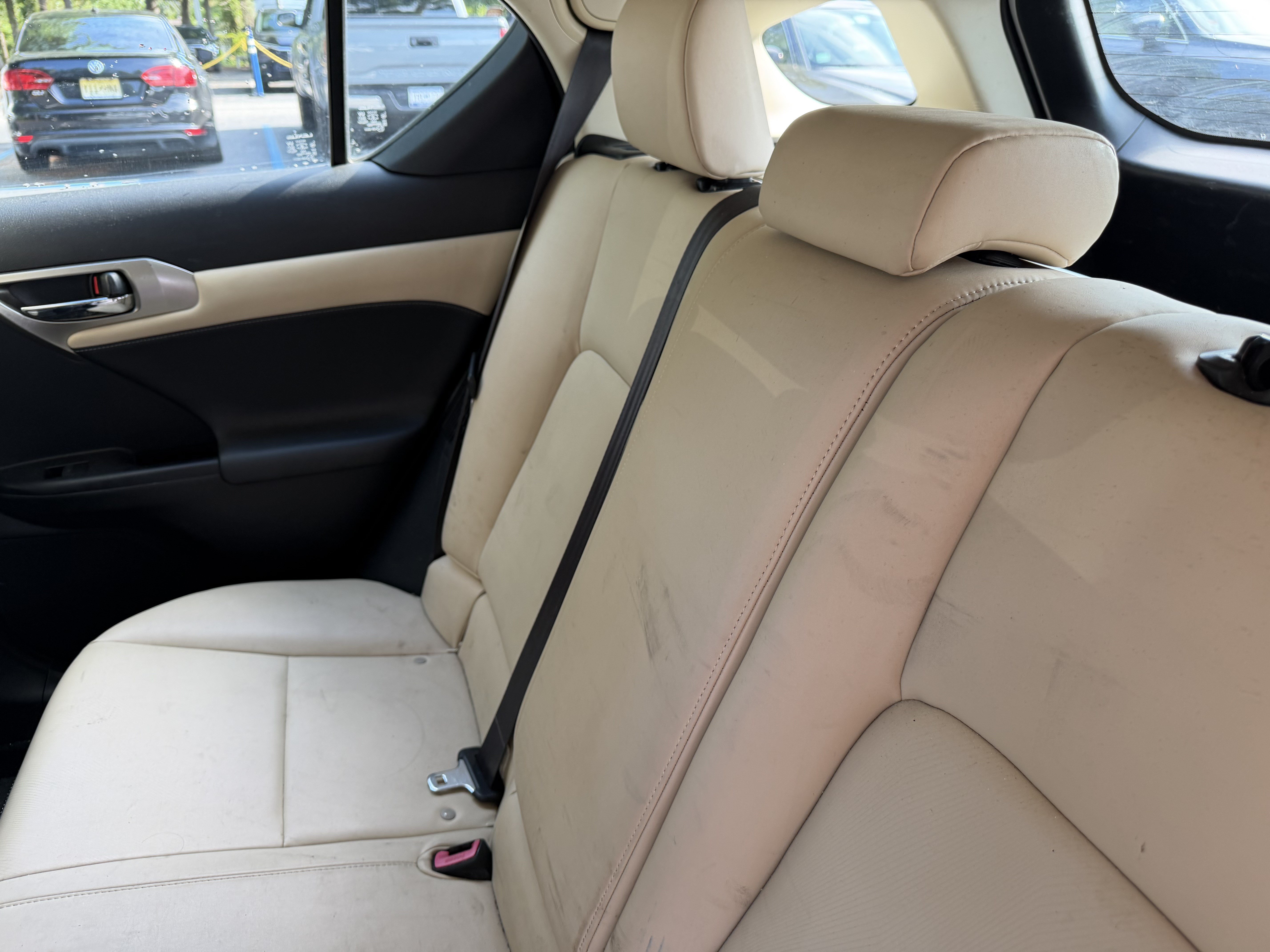 Used 2014 Lexus CT 200h FWD image 33