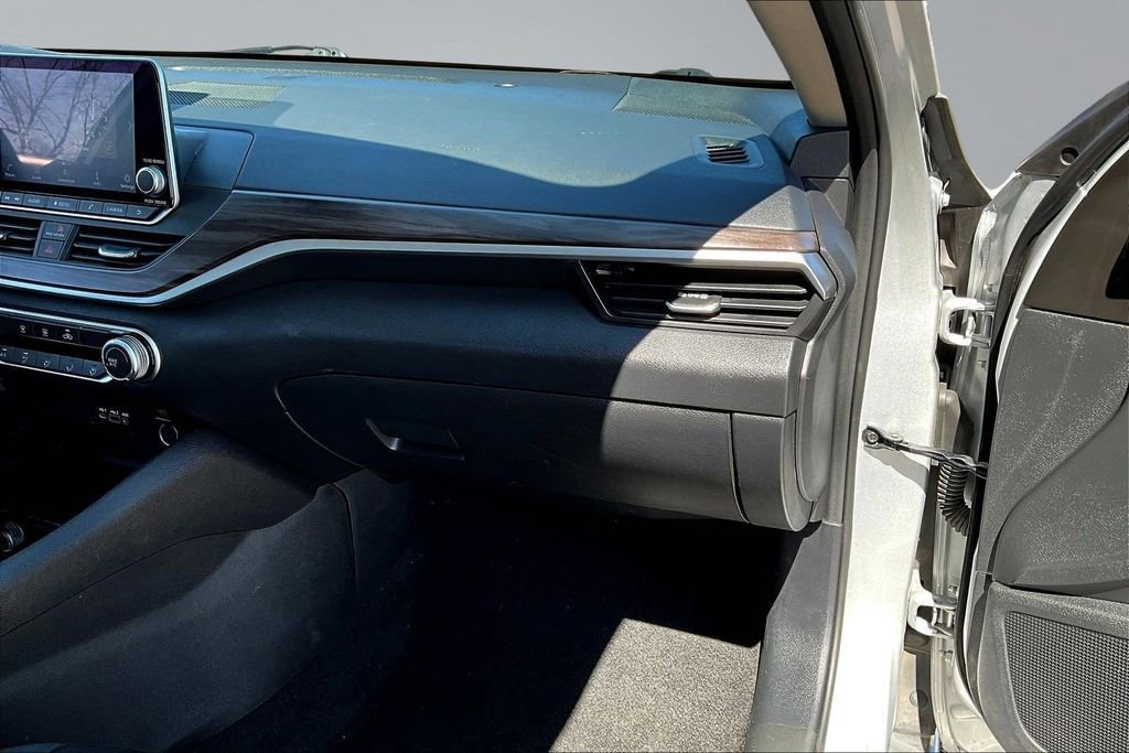Used 2024 Nissan Altima 2.5 SV image 27