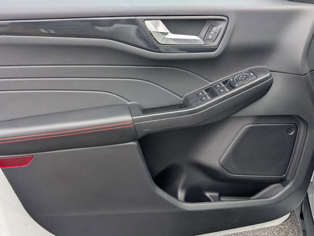 New 2026 Ford Escape ST-Line w/ Cold Weather Package image 22