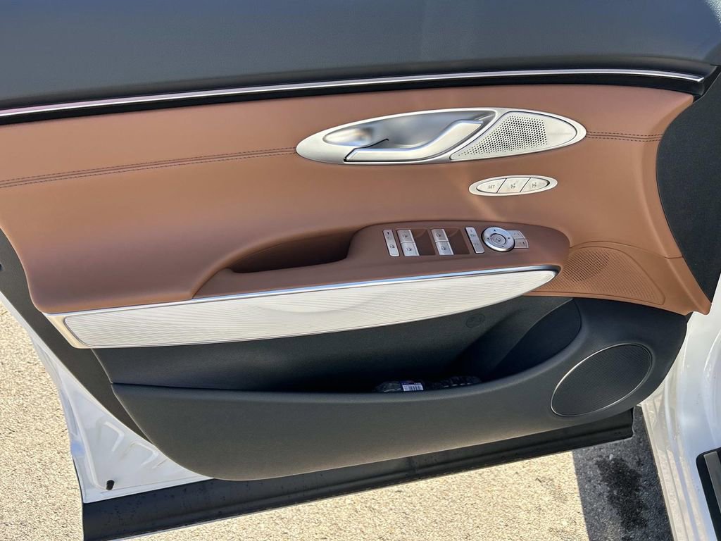 New 2026 Genesis GV70 2.5T Advanced image 16