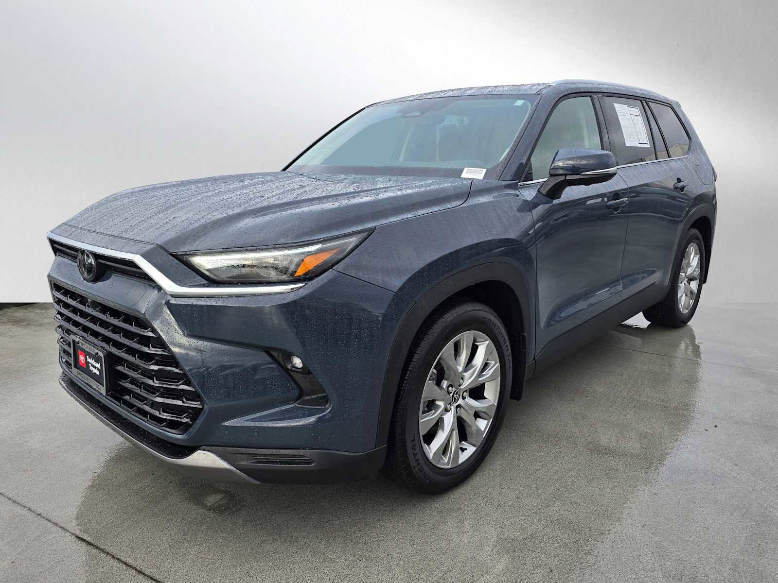 Used 2025 Toyota Grand Highlander Limited image 7