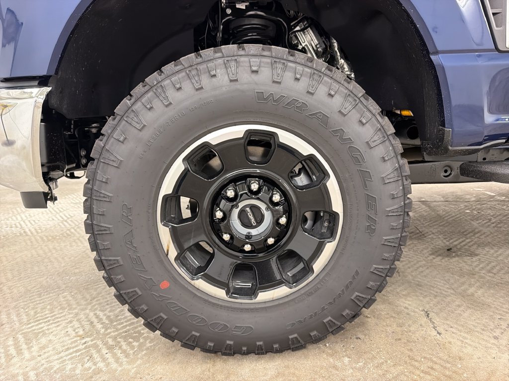 New 2027 Ford F250 Lariat w/ Tremor Off-Road Package AWD/4WD image 11