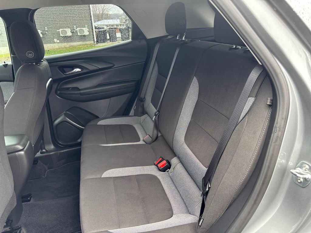 Used 2025 Chevrolet TrailBlazer LT image 25