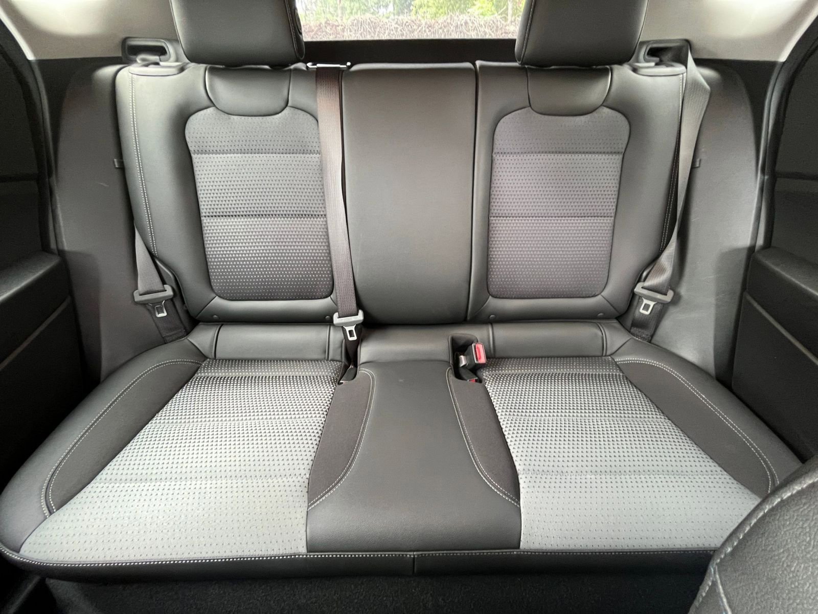 Used 2025 Chevrolet Trax LT w/ LT Convenience Package FWD image 37