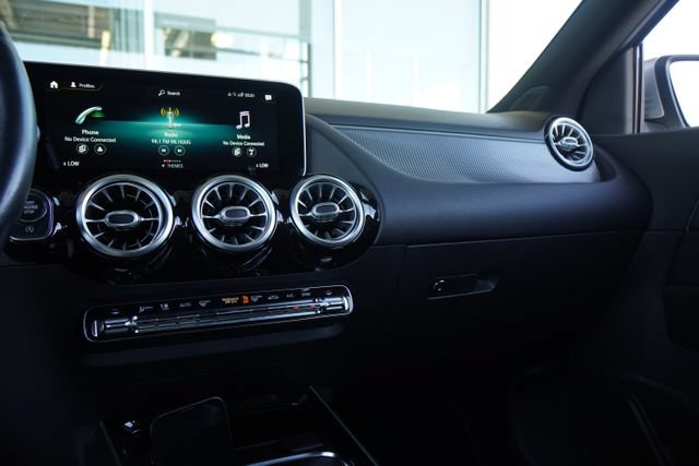 Used 2021 Mercedes-Benz GLA 250 image 21