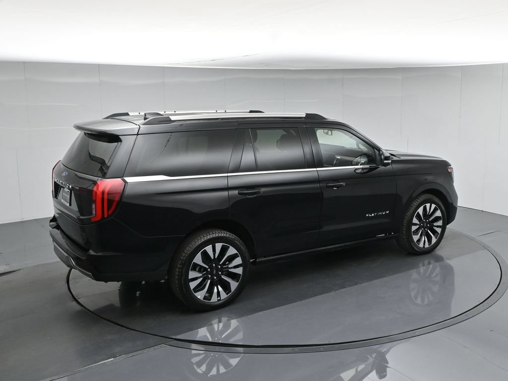 Certified 2025 Ford Expedition Platinum w/ Driver's Package AWD/4WD image 47