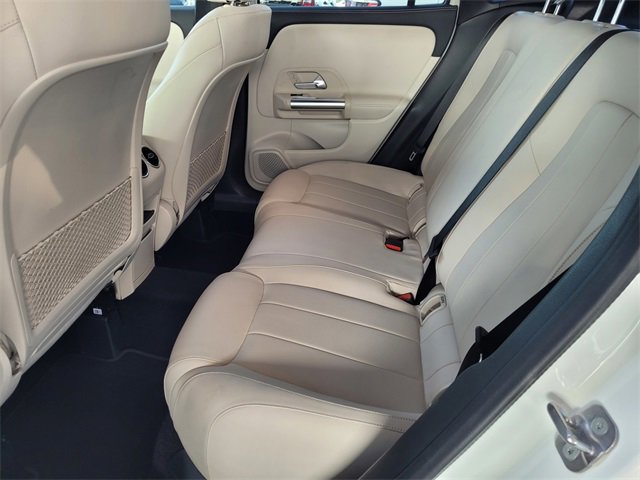 Used 2025 Mercedes-Benz GLA 250 image 17