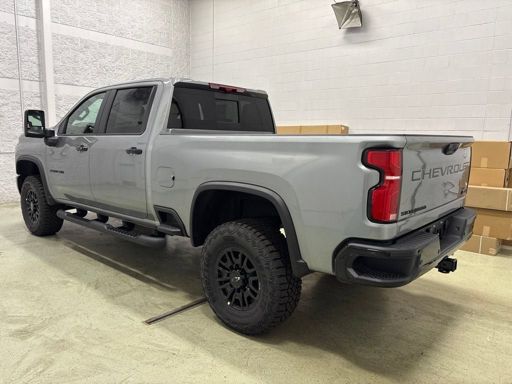 New 2026 Chevrolet Silverado 2500 ZR2 w/ LPO, Dark Essentials Package AWD/4WD image 7