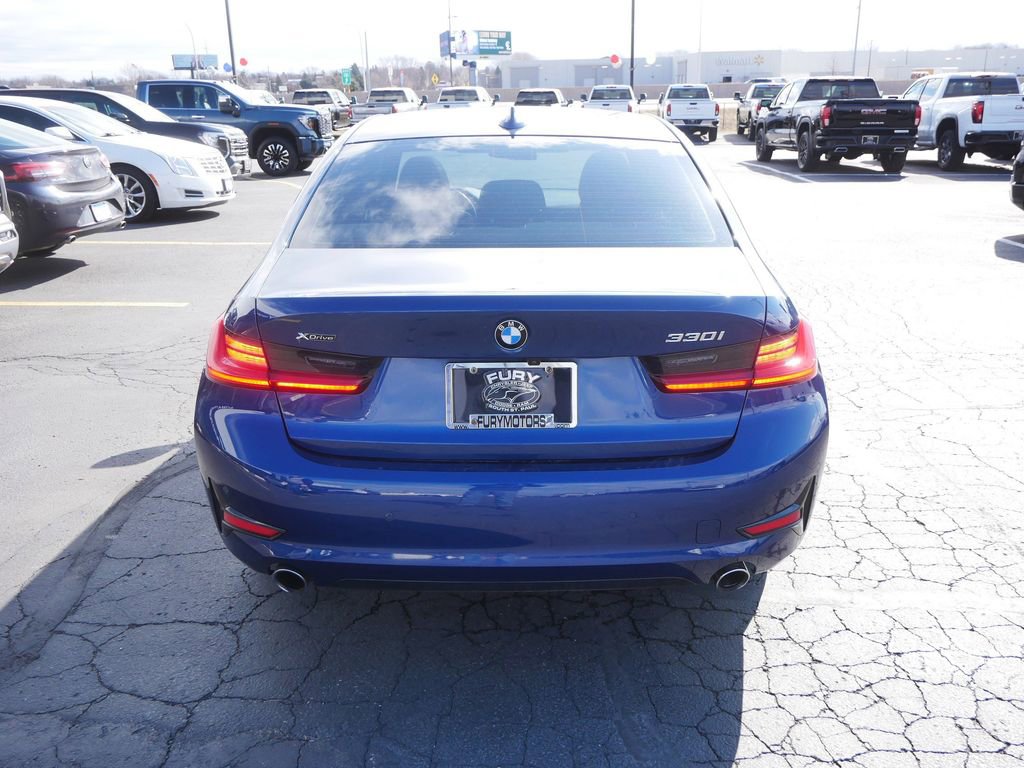 Used 2021 BMW 330i xDrive Sedan w/ Convenience Package AWD/4WD image 6