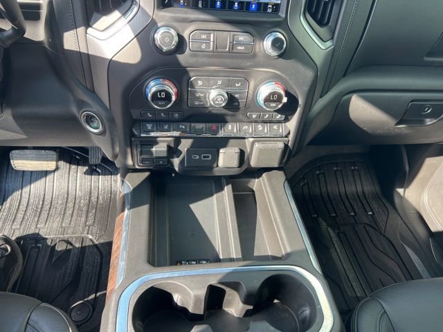 Used 2022 GMC Sierra 3500 Denali image 17