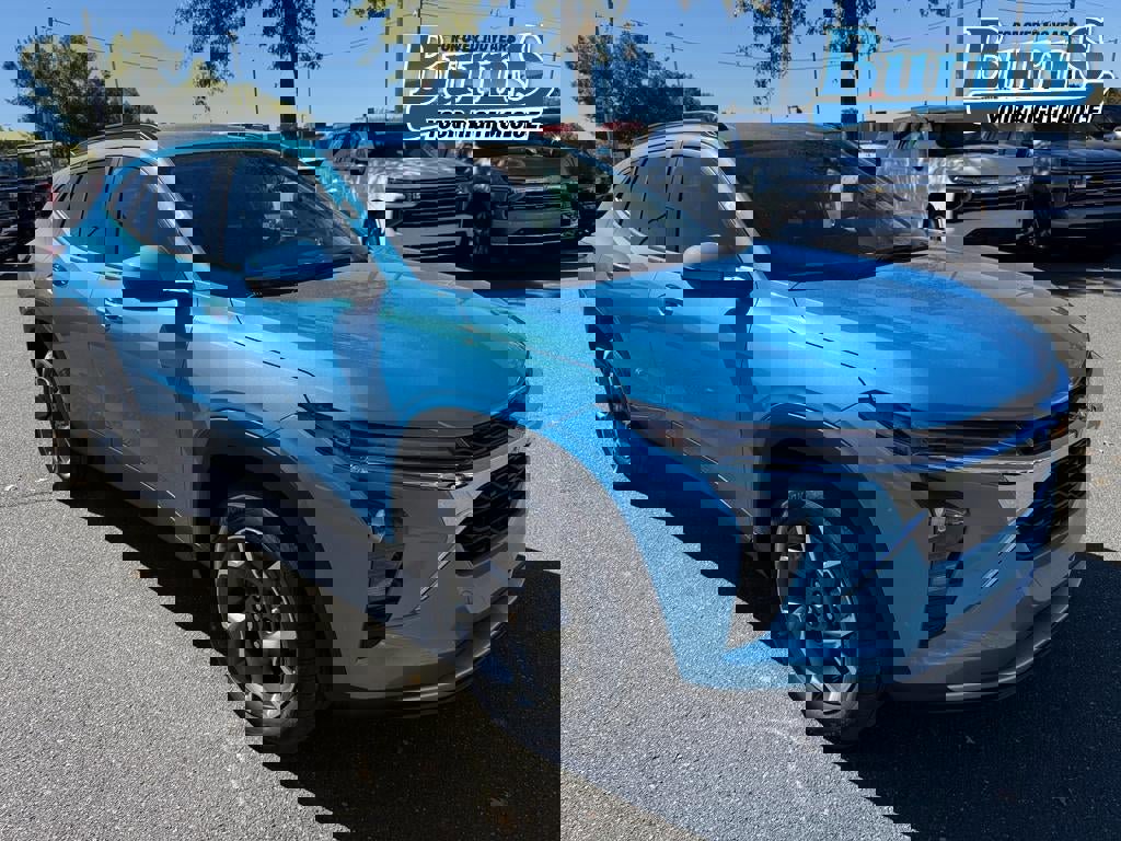 New 2026 Chevrolet Trax LT