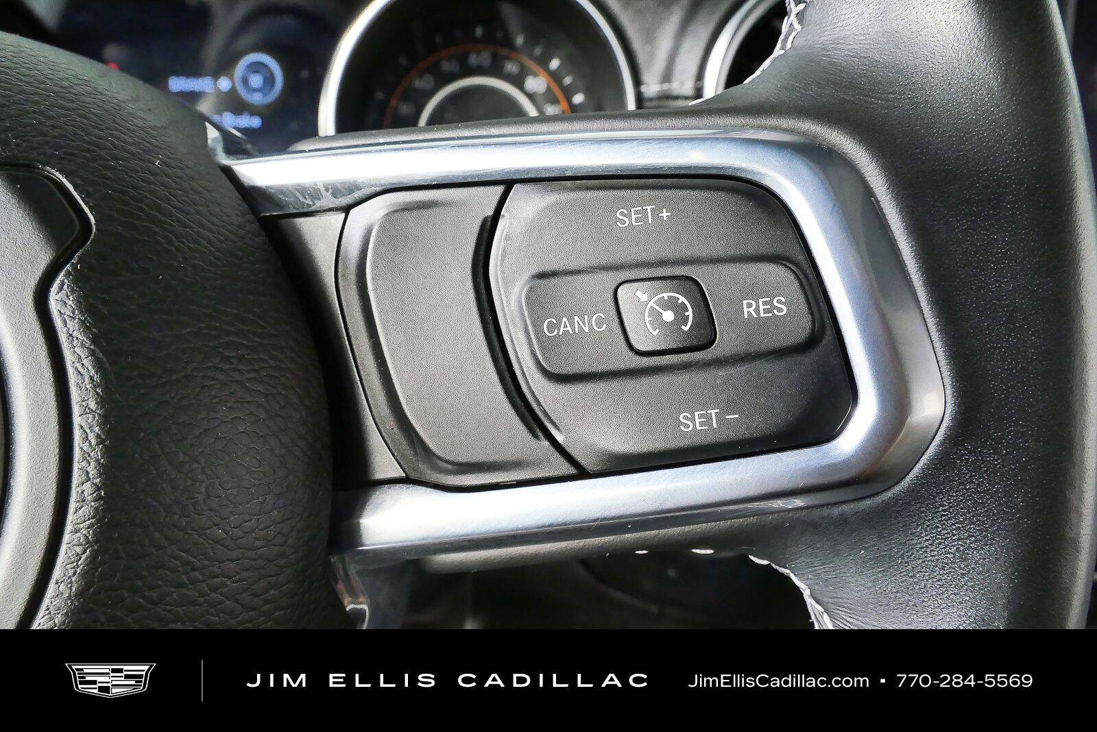 Used 2021 Jeep Wrangler Unlimited Sahara AWD/4WD image 11