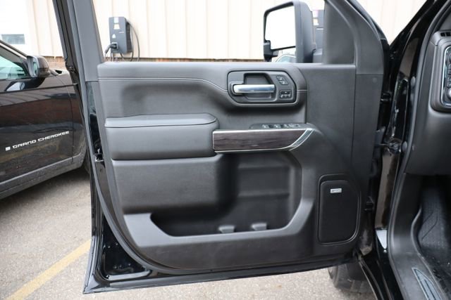 Used 2023 Chevrolet Silverado 2500 LTZ w/ LTZ Convenience Package AWD/4WD image 13