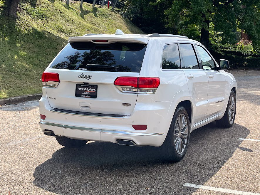 Used 2018 Jeep Grand Cherokee Summit w/ Platinum Series Group AWD/4WD image 22