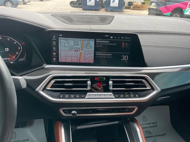 Used 2022 BMW X6 M50i w/ Dynamic Handling Package AWD/4WD image 12