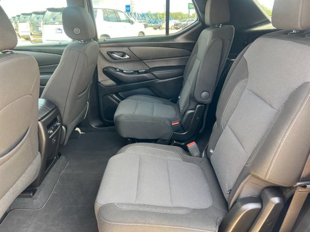 Used 2023 Chevrolet Traverse LT AWD/4WD image 14