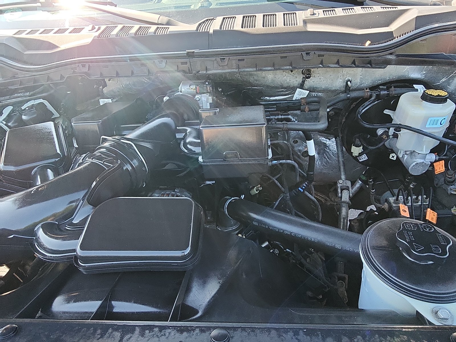 Used 2021 Ford F250 Lariat w/ Lariat Ultimate Package AWD/4WD image 11