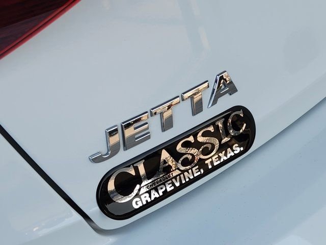 Used 2020 Volkswagen Jetta R-Line image 9